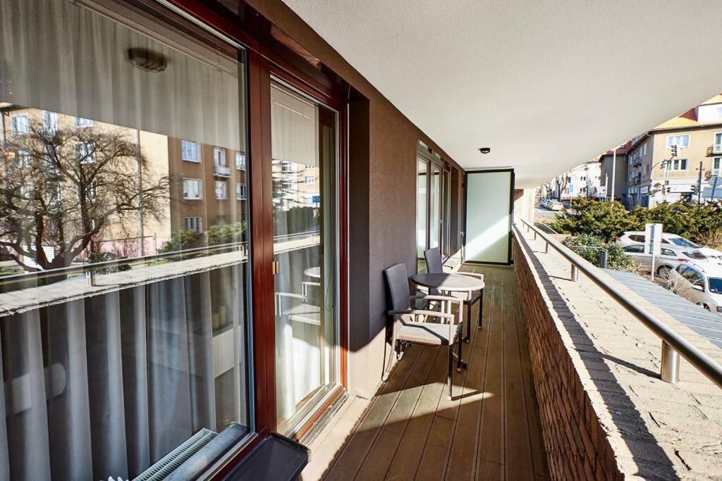 Luxury Apartment In Prague And Free Parking Exterior photo